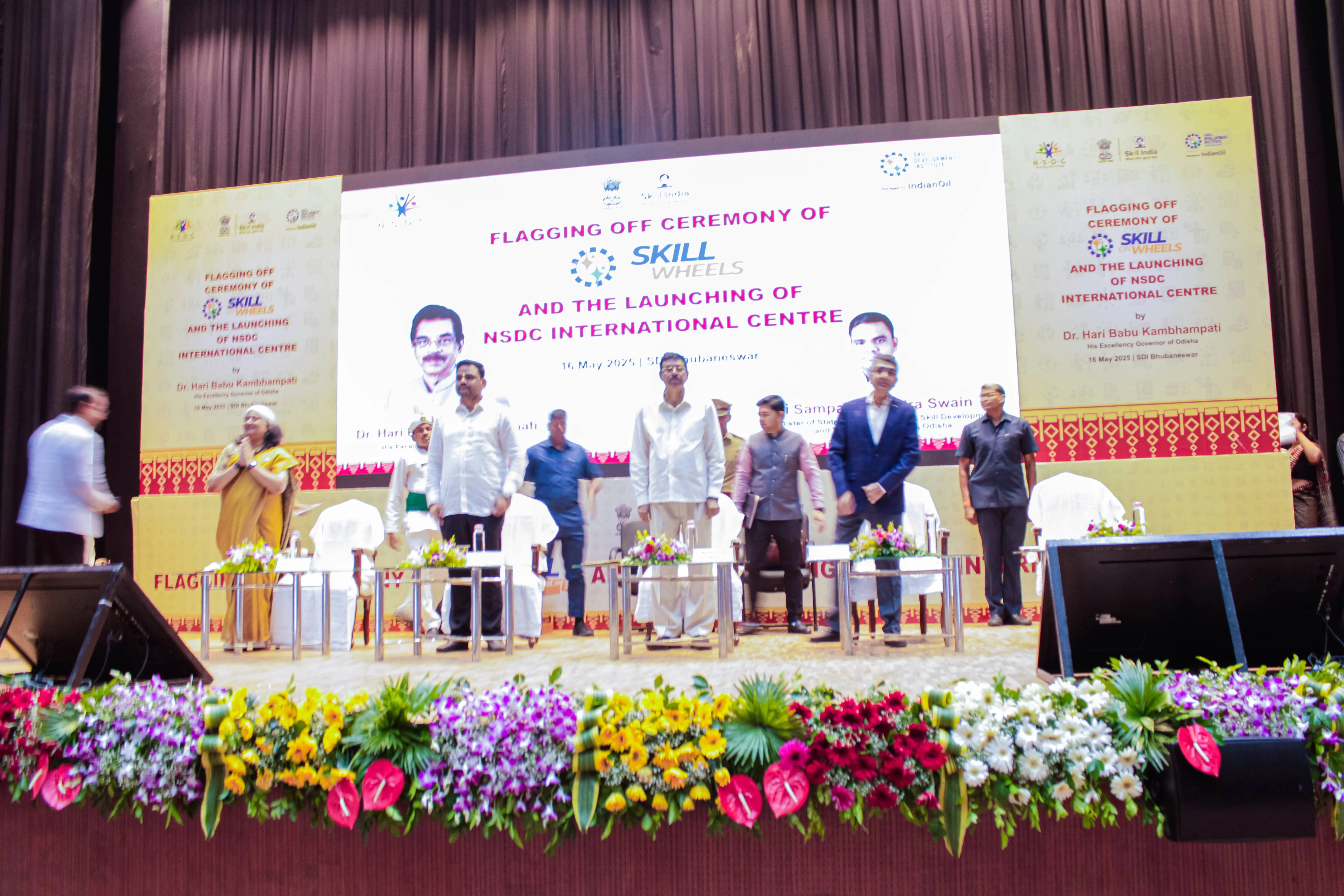 Odisha Governor flags off ‘Skill on Wheel’ in SDI Bhubaneswar