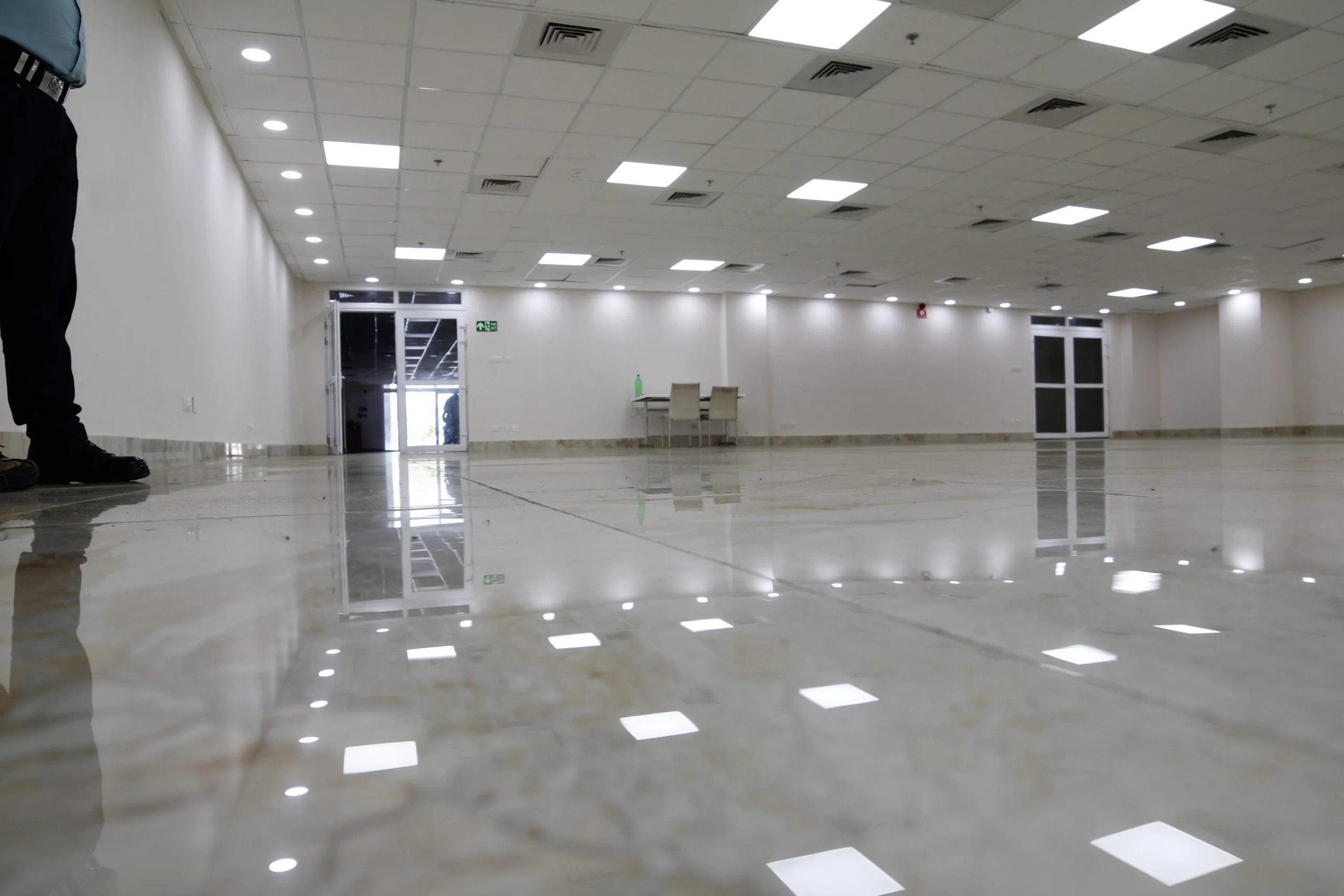 Cafeteria & Conf. Halls